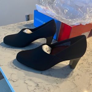 ABEO Viero Women’s sz. 7.5 black dress shoes